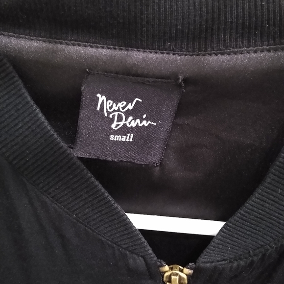 Jacket - Picture 2 of 3